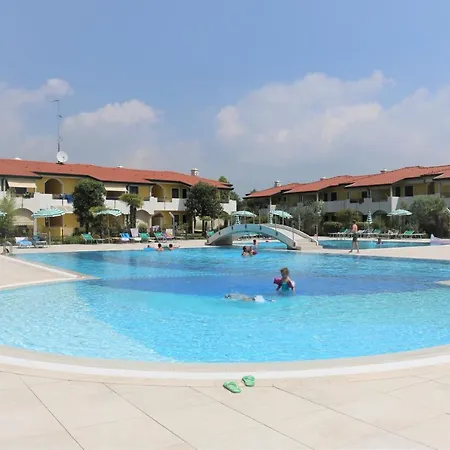 Villaggio Ducale 012 - With Pool * Bibione